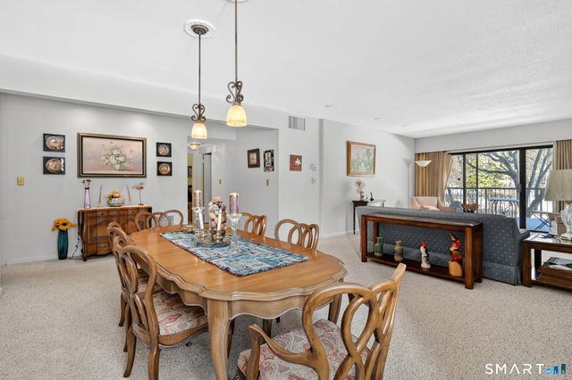 799 Prospect Avenue APT A5, West Hartford, CT 06105