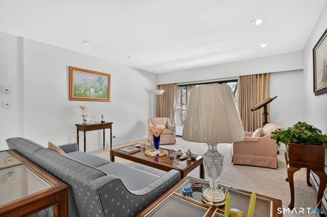 799 Prospect Avenue APT A5, West Hartford, CT 06105