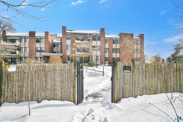 799 Prospect Avenue APT A5, West Hartford, CT 06105