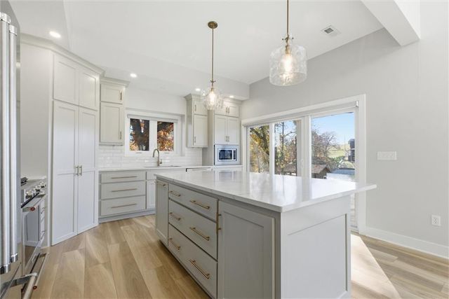 622 Lake Viking Terrace, Gallatin, MO 64640