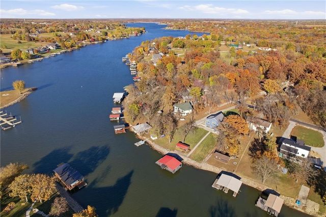 622 Lake Viking Terrace, Gallatin, MO 64640