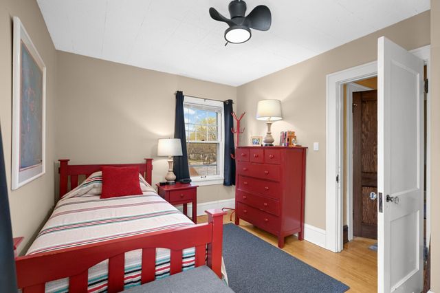 3955 Colfax Avenue N, Minneapolis, MN 55412