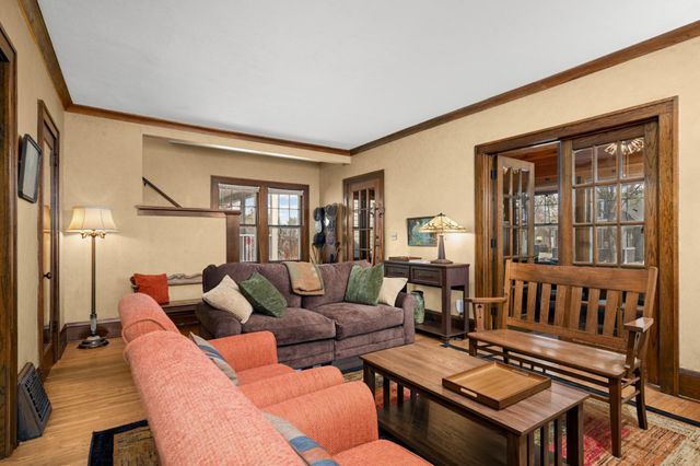 3955 Colfax Avenue N, Minneapolis, MN 55412