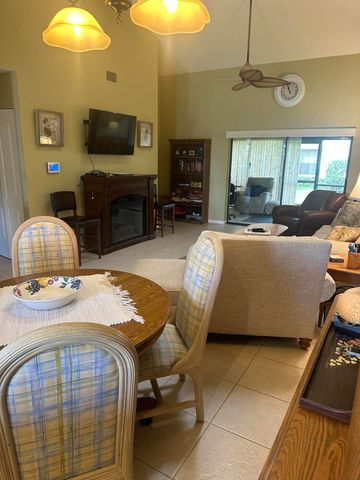 7648 SE Sugar Sand Circle, Hobe Sound, FL 33455