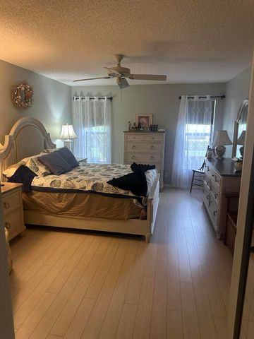 7648 SE Sugar Sand Circle, Hobe Sound, FL 33455