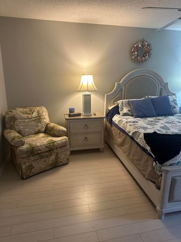 7648 SE Sugar Sand Circle, Hobe Sound, FL 33455