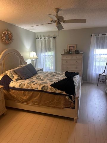 7648 SE Sugar Sand Circle, Hobe Sound, FL 33455