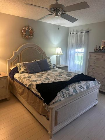 7648 SE Sugar Sand Circle, Hobe Sound, FL 33455