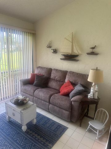 7648 SE Sugar Sand Circle, Hobe Sound, FL 33455