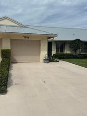 7648 SE Sugar Sand Circle, Hobe Sound, FL 33455