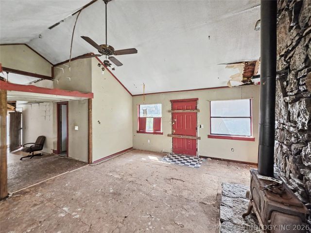 20544 E Whipperwill Road, Tahlequah, OK 74464