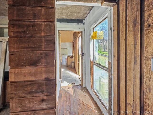 20544 E Whipperwill Road, Tahlequah, OK 74464