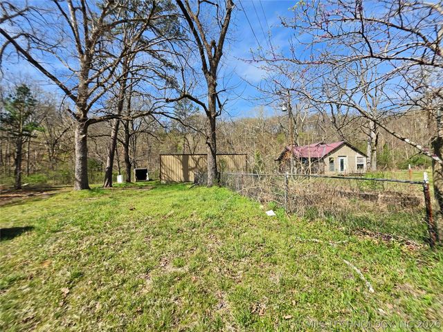 20544 E Whipperwill Road, Tahlequah, OK 74464