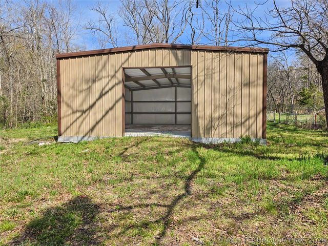 20544 E Whipperwill Road, Tahlequah, OK 74464