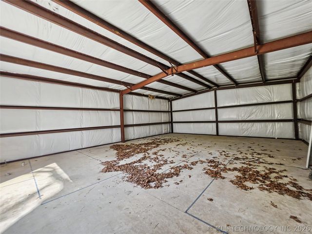 20544 E Whipperwill Road, Tahlequah, OK 74464