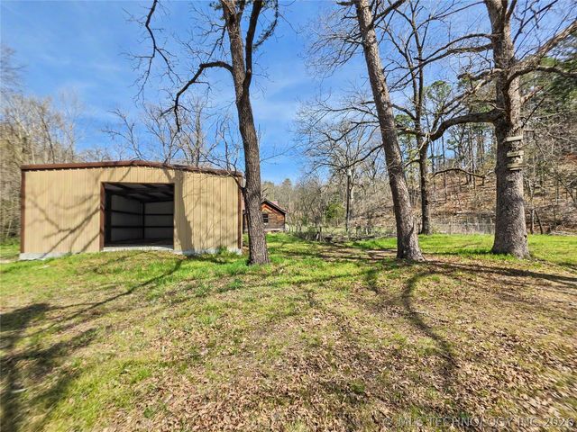 20544 E Whipperwill Road, Tahlequah, OK 74464