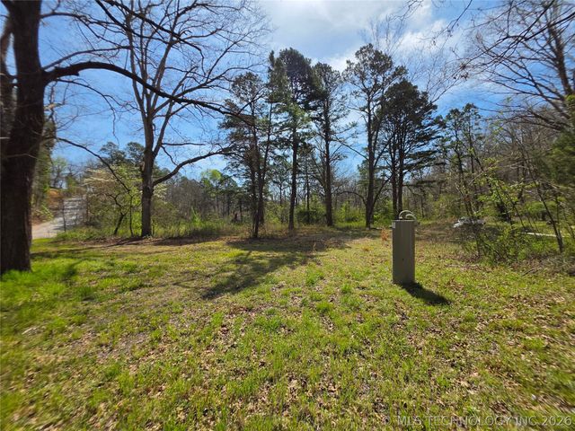 20544 E Whipperwill Road, Tahlequah, OK 74464
