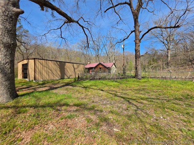 20544 E Whipperwill Road, Tahlequah, OK 74464