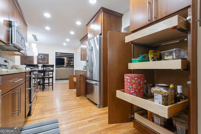 5037 HEATHERDALE Lane, Atlanta, GA 30360