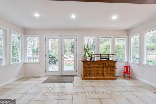 5037 HEATHERDALE Lane, Atlanta, GA 30360