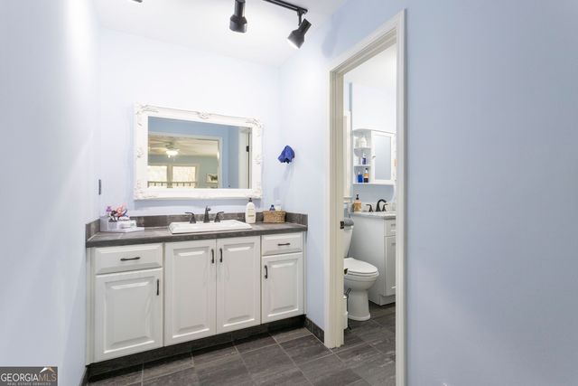 5037 HEATHERDALE Lane, Atlanta, GA 30360