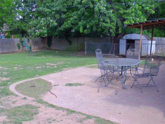 1240 N Warren Place, Oklahoma City, OK 73107