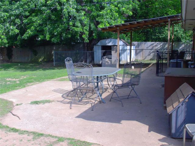 1240 N Warren Place, Oklahoma City, OK 73107