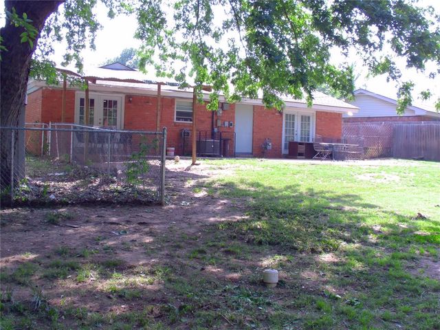 1240 N Warren Place, Oklahoma City, OK 73107