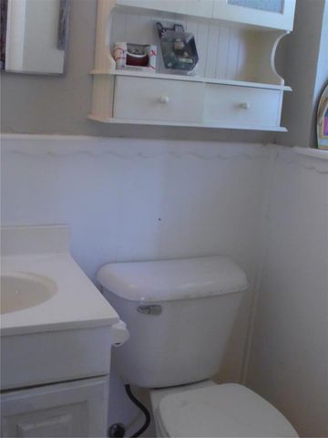 1240 N Warren Place, Oklahoma City, OK 73107