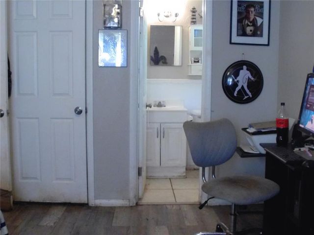 1240 N Warren Place, Oklahoma City, OK 73107