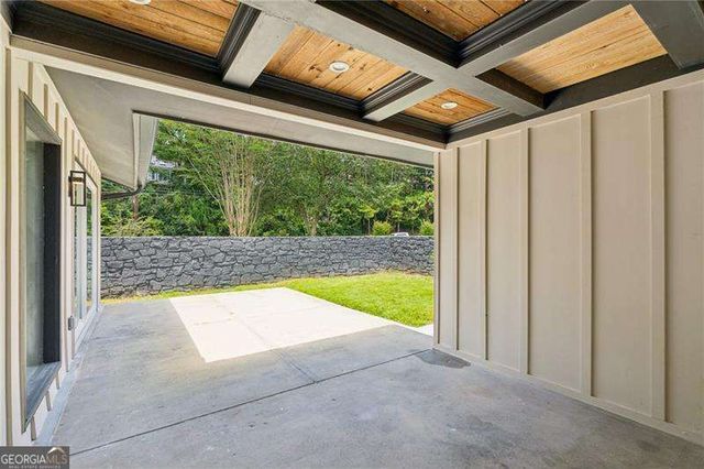 5435 High Point Road, Sandy Springs, GA 30342