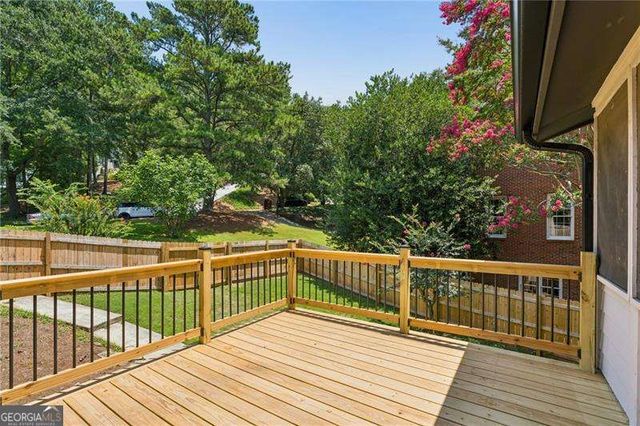 5435 High Point Road, Sandy Springs, GA 30342