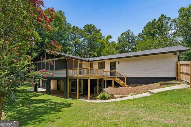 5435 High Point Road, Sandy Springs, GA 30342