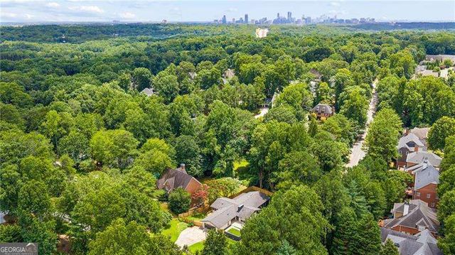 5435 High Point Road, Sandy Springs, GA 30342