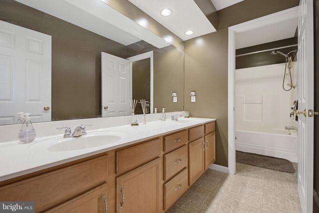397 WISSLER WAY, Landisville, PA 17538