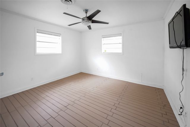 281 Oak Ridge Street, Jacksboro, TX 76458