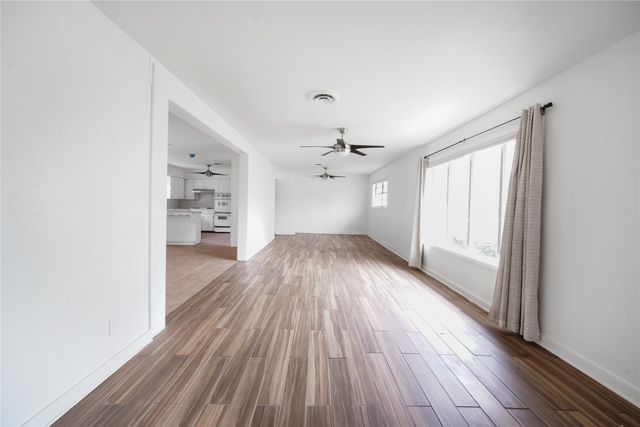281 Oak Ridge Street, Jacksboro, TX 76458