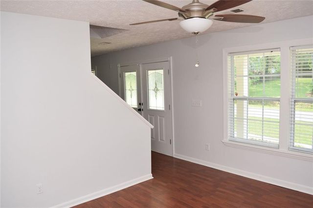2554 RED BARN Road SW, Marietta, GA 30064