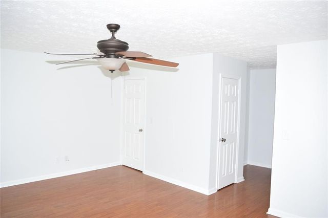 2554 RED BARN Road SW, Marietta, GA 30064
