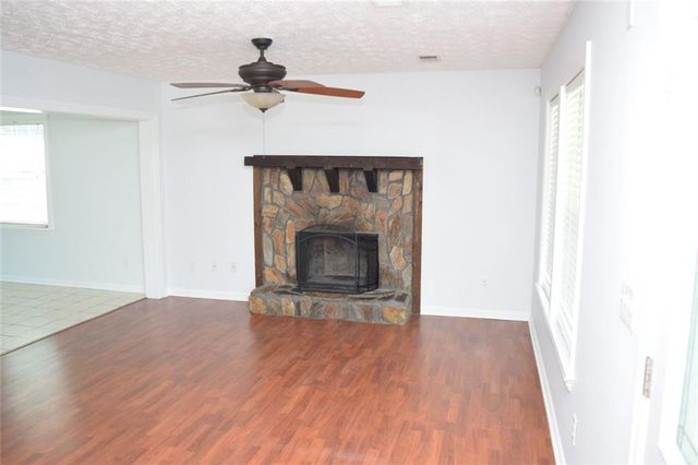2554 RED BARN Road SW, Marietta, GA 30064