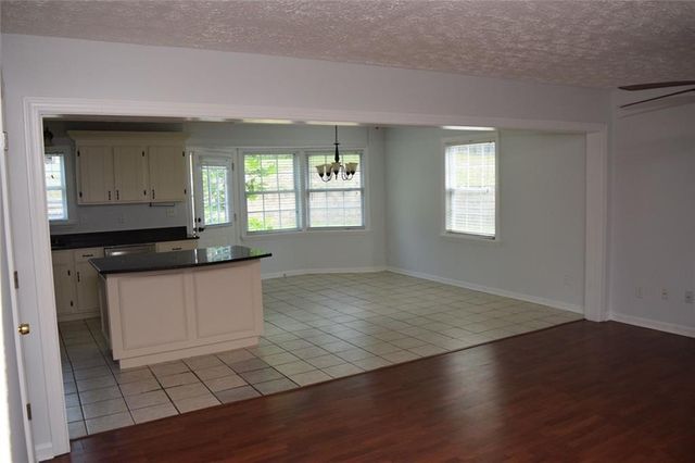 2554 RED BARN Road SW, Marietta, GA 30064