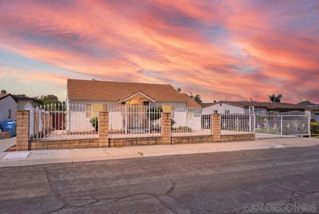 3942 Casita, San Diego, CA 92115