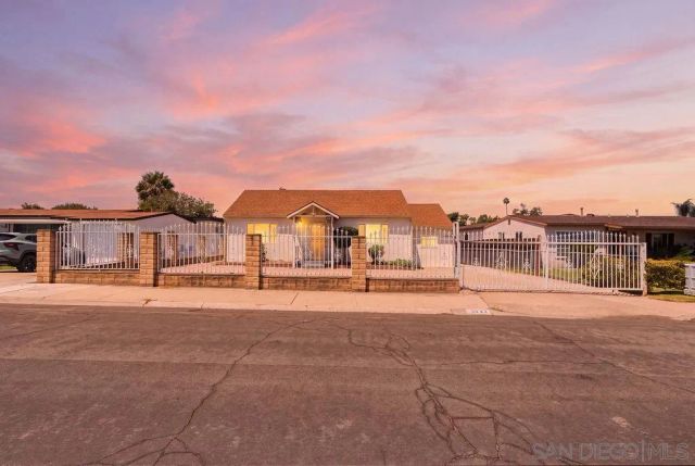 3942 Casita, San Diego, CA 92115