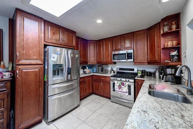 10166 Drumcliff Ave, San Diego, CA 92126