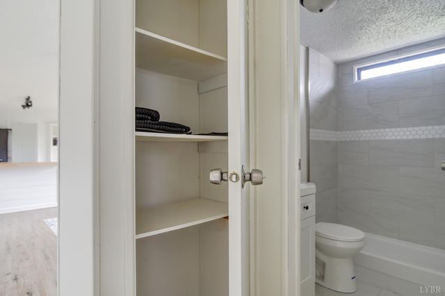 195 Dews Road, Hurt, VA 24563