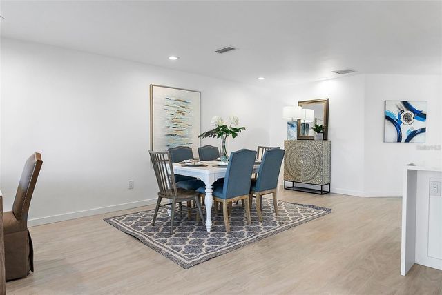 1984 KANSAS AVENUE NE, St Petersburg, FL 33703