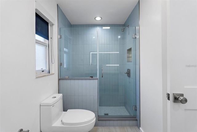 1984 KANSAS AVENUE NE, St Petersburg, FL 33703