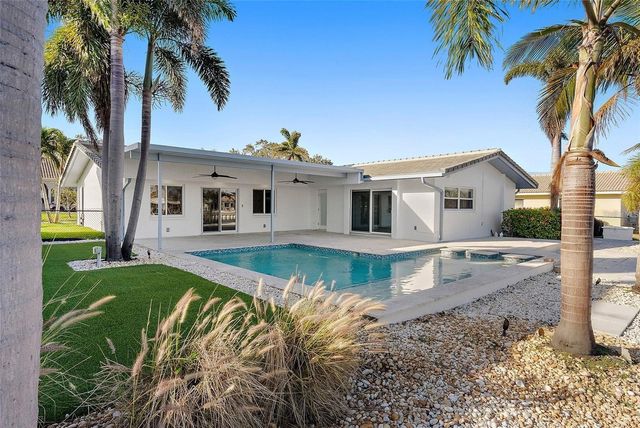 1984 KANSAS AVENUE NE, St Petersburg, FL 33703