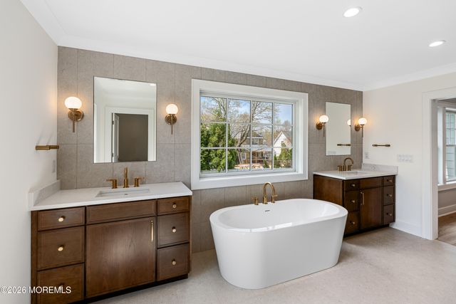 94 Park Avenue, Fair Haven, NJ 07704