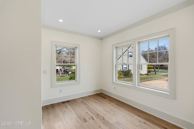 94 Park Avenue, Fair Haven, NJ 07704